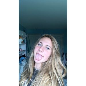 Meet your Posher, Madison